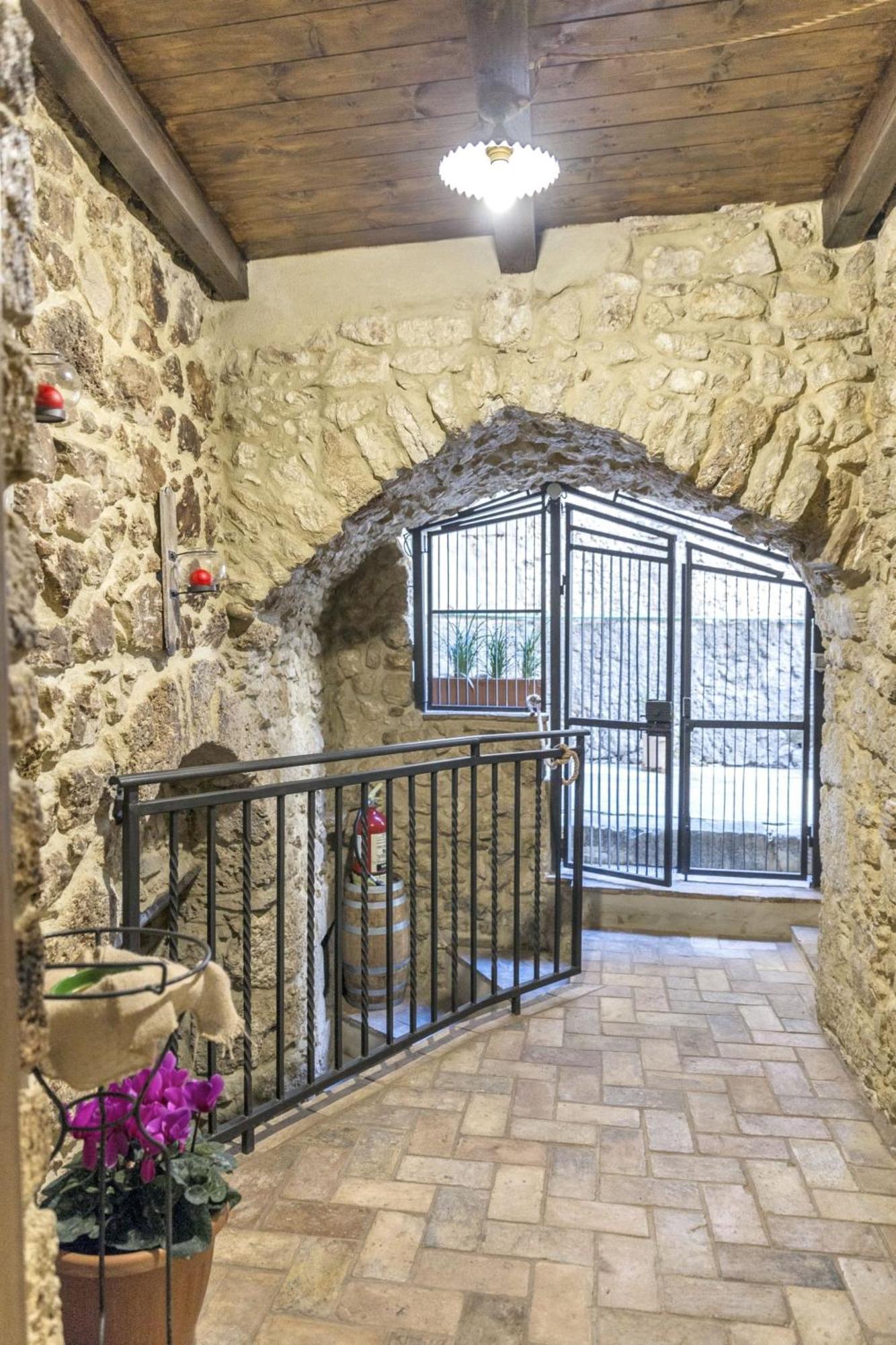 Modern Apartment Near Arce City Centre 62 M² Parking Extérieur photo